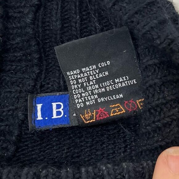 Vintage 90’s Sweater Black Red Argyle Sequin Wool Angora Silk Turtle Neck Size M - Picture 14 of 15